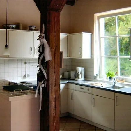 With 2 Bedrooms Vakantiehuis