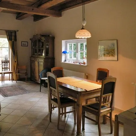 With 2 Bedrooms Vakantiehuis *
